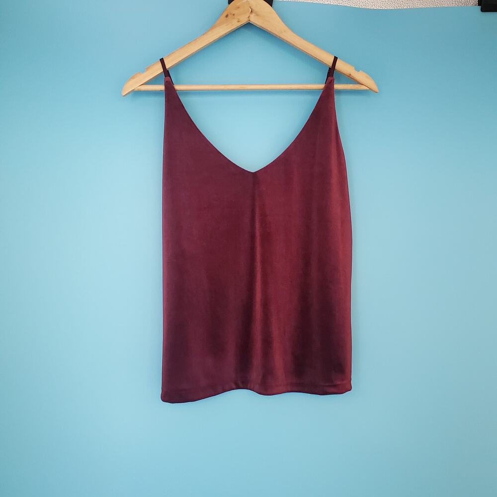 Banana Republic Blouse Size Small Maroon Velvet V-Neck Sleeveless